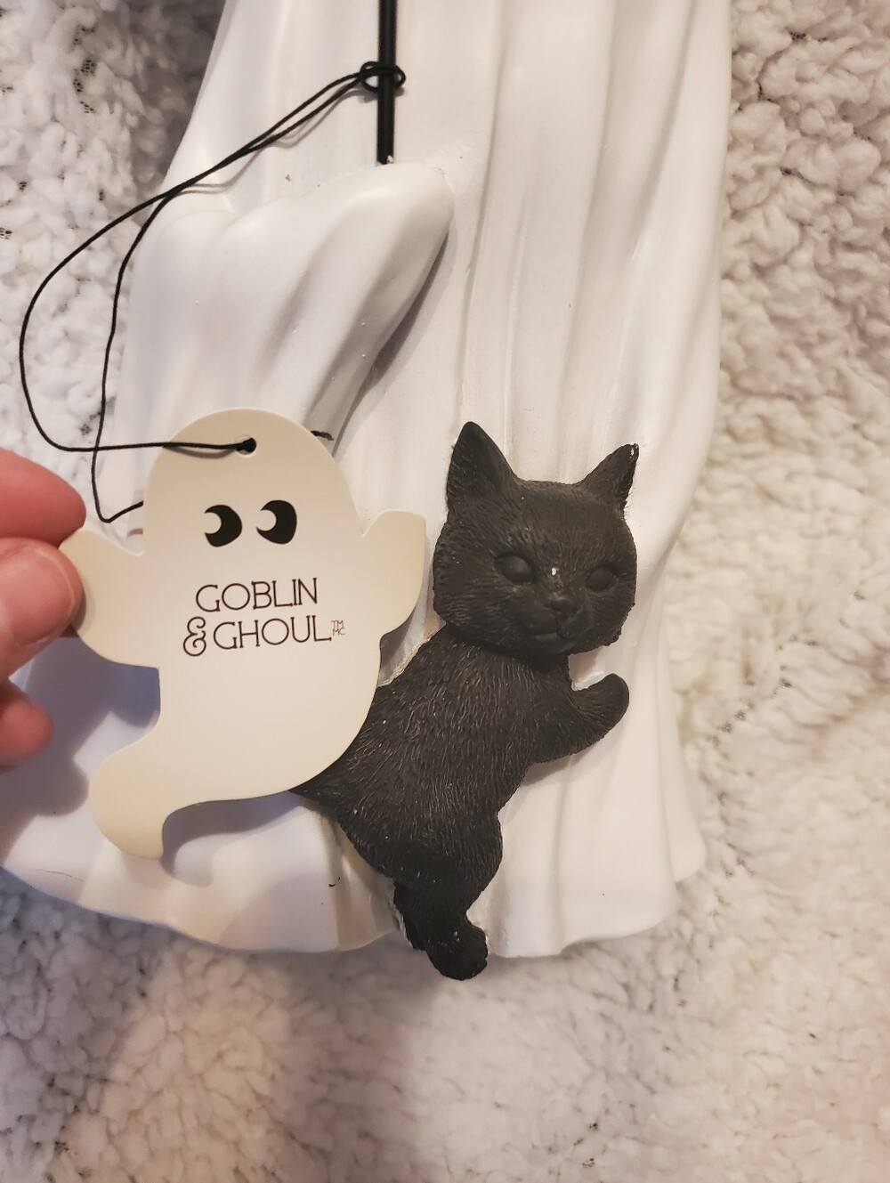VIRAL HALLOWEEN GHOST WITH BLACK CAT UNDERNEATH UMBRELLA FIGURINE 12"H - Picture 7 of 8